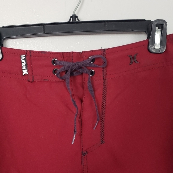Hurley Men's 30 Burgundy Red Swim Trunks Board Shorts - Picture 3 of 6